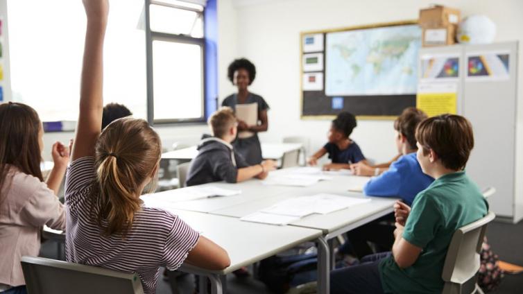 企业如何管理新员工培训？四大场景让新人从局外人变成“自家人”