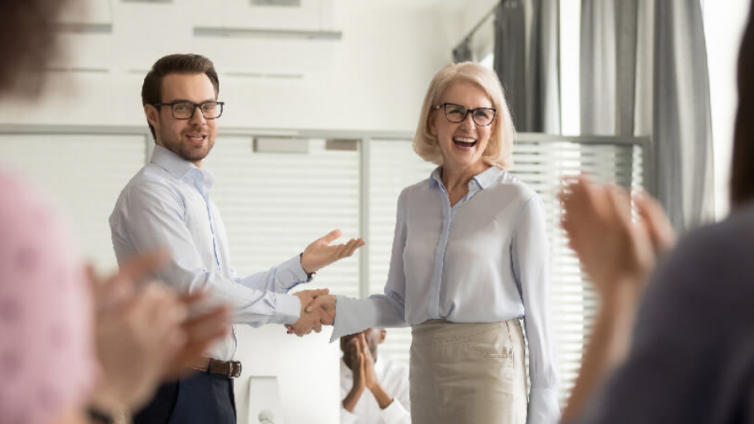 企业在线培训如何帮助公司留住员工？