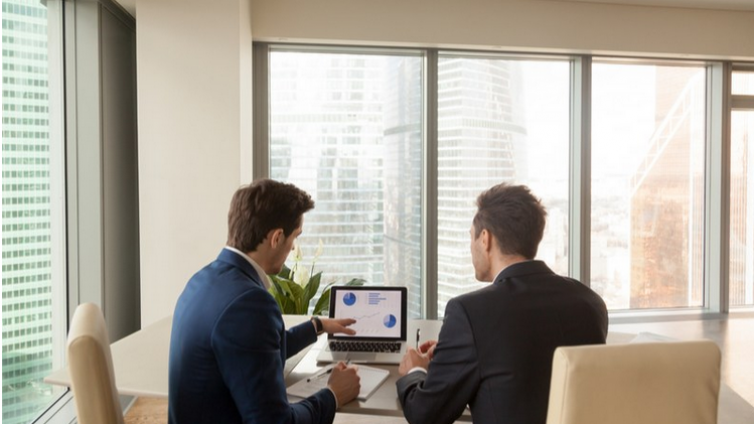 企业线上培训平台哪个好？这里有7个选择建议