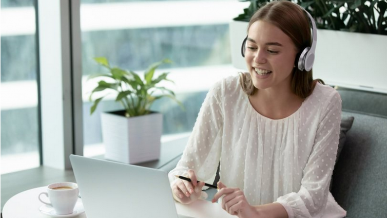在线企业培训中，如何对销售岗位实施培训？