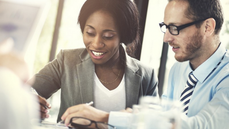 解决企业内部培训的平台有哪些？哪些报告培训平台的先决条件？