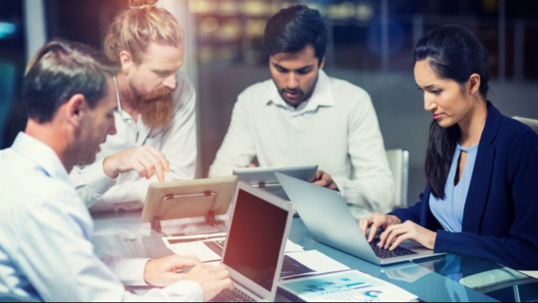 选择和实施企业在线培训平台所面临的挑战