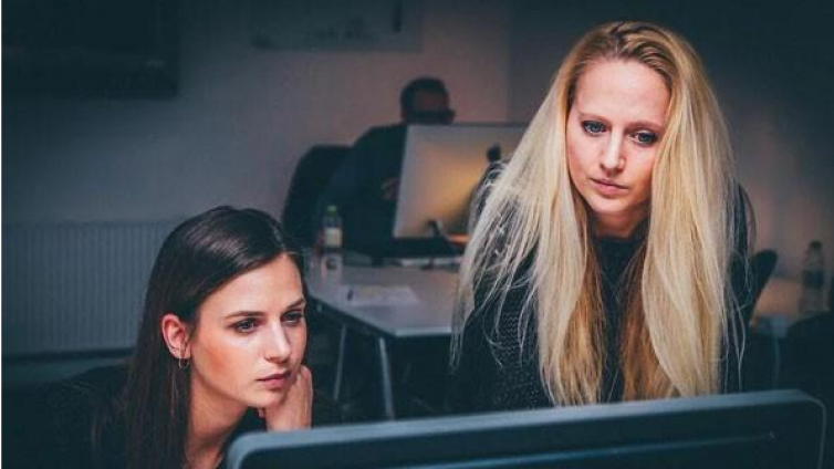 公司培训系统开发，有哪些注意事项？