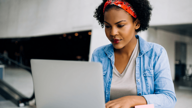 在线企业培训系统进行培训的优势有哪些？